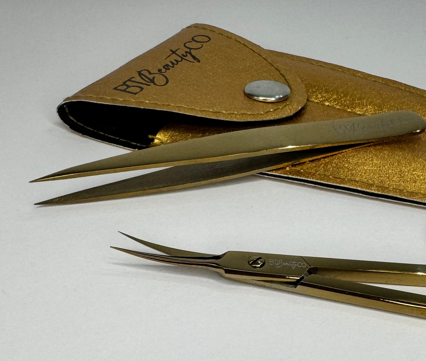 Pointed Brow Tweezer + Scissor Set