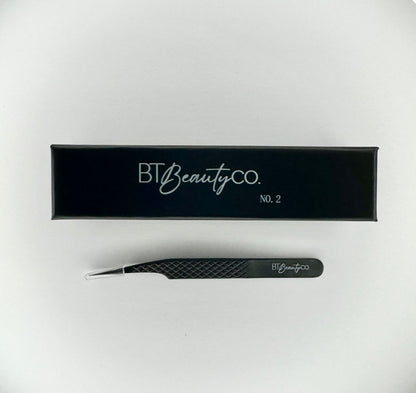 No.2 - Curved Isolation Lash Tweezer