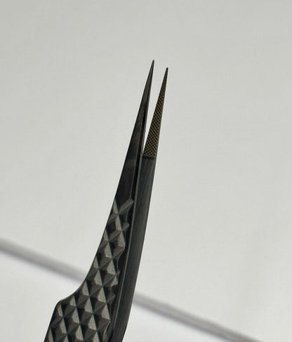 No.2 - Curved Isolation Lash Tweezer