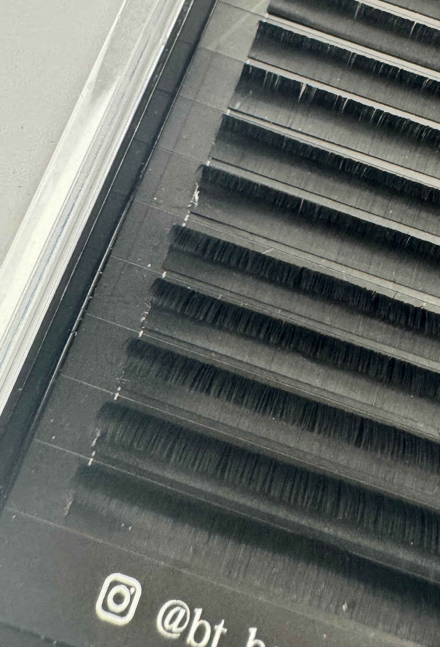 .05 Volume Lash Tray