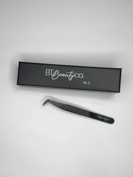 No.3 - XL Volume Boot Lash Tweezer